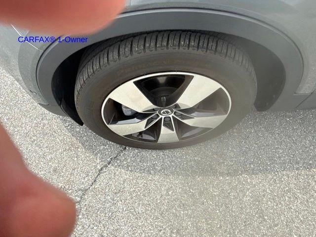 2019 Volvo XC40 T5 AWD Momentum
