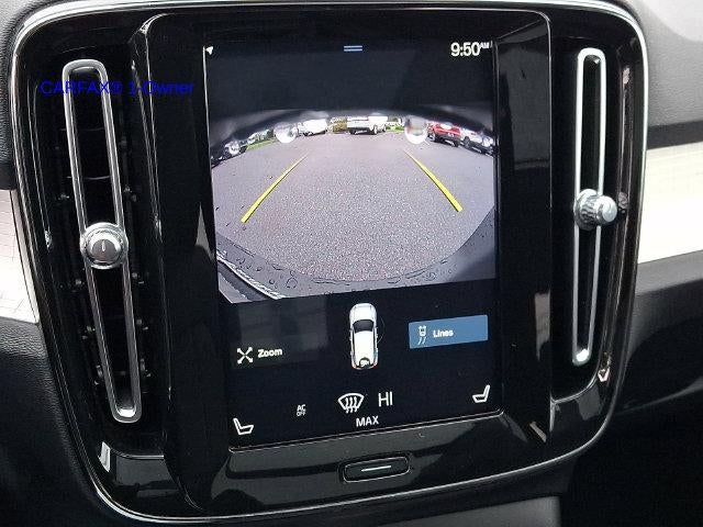 2019 Volvo XC40 T5 AWD Momentum