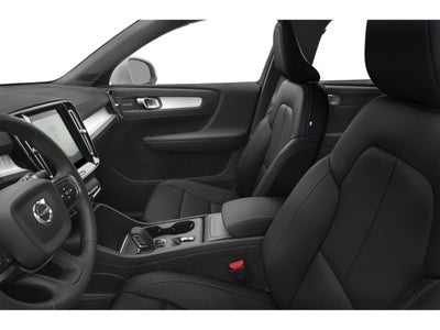 2019 Volvo XC40 T5 AWD Momentum