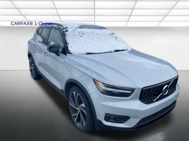 2021 Volvo XC40 T5 AWD R-Design