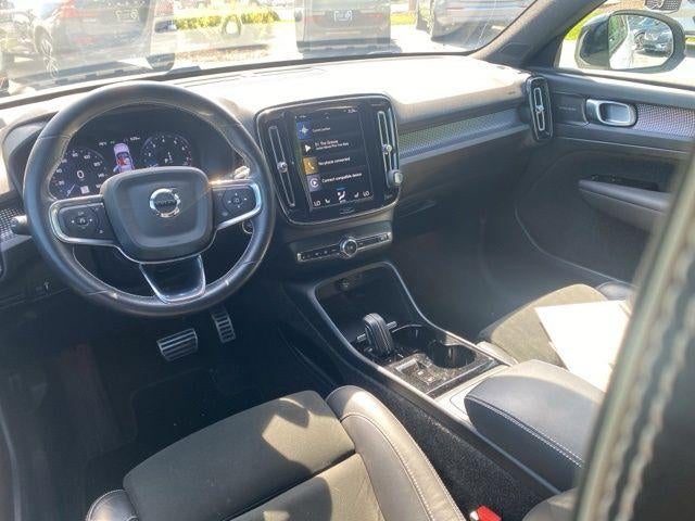 2021 Volvo XC40 T5 AWD R-Design