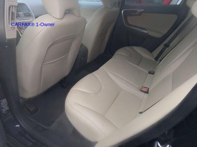 2017 Volvo XC60 T6 AWD Inscription