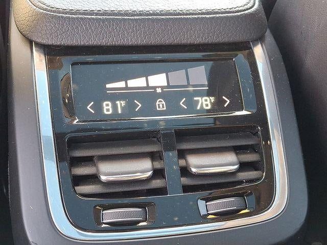 2018 Volvo XC90 T6 AWD 7-Passenger Momentum