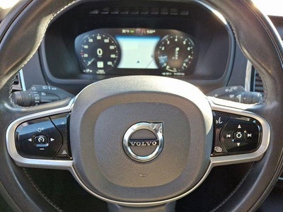 2018 Volvo XC90 T6 AWD 7-Passenger Momentum