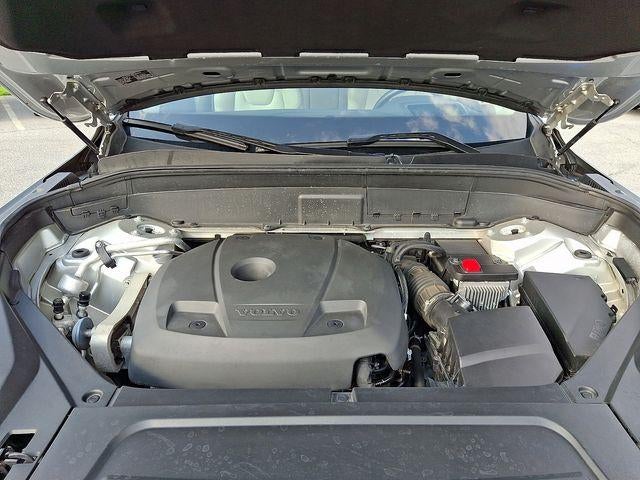 2019 Volvo XC90 T6 AWD Momentum
