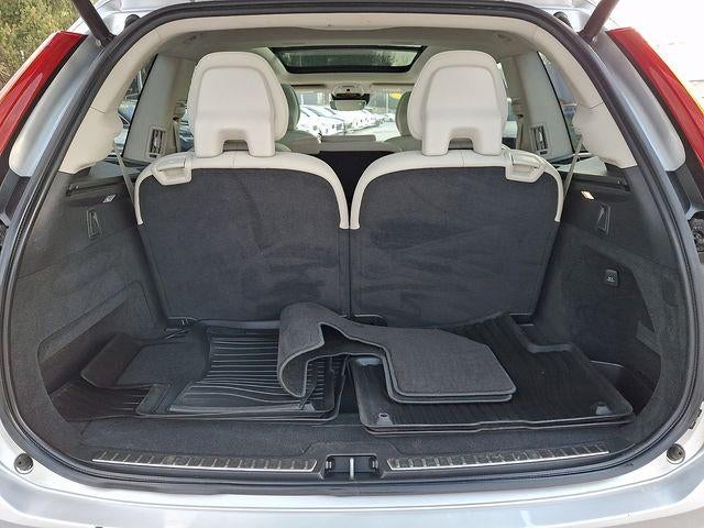 2019 Volvo XC90 T6 AWD Momentum