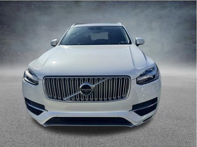 2019 Volvo XC90 T8 eAWD Plug-In Hybrid Inscription