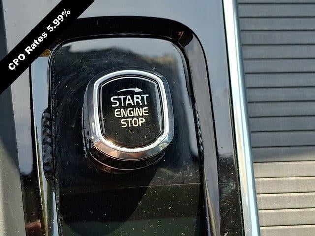 2024 Volvo XC60 Recharge Plug-In Hybrid T8 eAWD PHEV Core Dark Theme