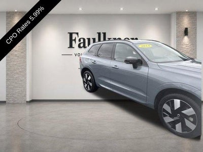 2024 Volvo XC60 Recharge Plug-In Hybrid T8 eAWD PHEV Plus Dark Theme