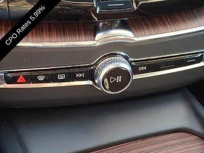 2024 Volvo XC60 Recharge Plug-In Hybrid T8 eAWD PHEV Plus Dark Theme