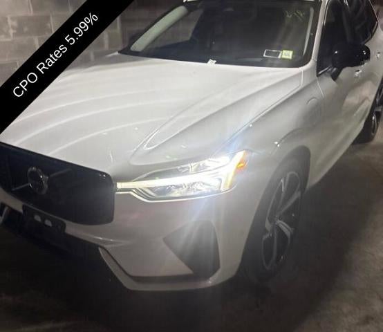 2024 Volvo XC60 Recharge Plug-In Hybrid T8 eAWD PHEV Ultimate Dark Theme