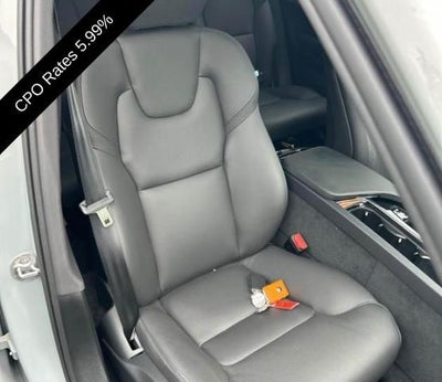 2025 Volvo XC90 Plug-In Hybrid T8 AWD Plus 6-Seater