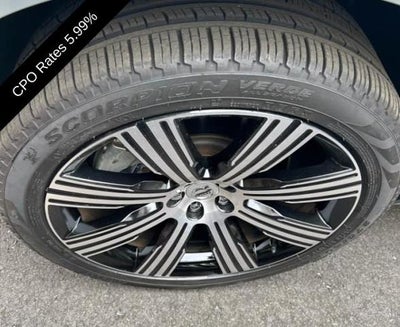 2025 Volvo XC90 Plug-In Hybrid T8 AWD Plus 6-Seater