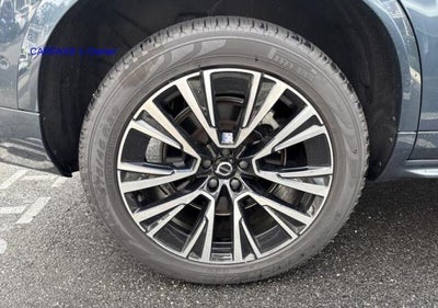 2025 Volvo XC90 Plug-In Hybrid T8 AWD Plus 6-Seater