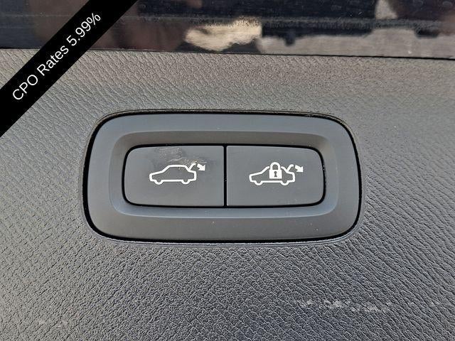 2025 Volvo XC90 Plug-In Hybrid T8 AWD Plus 6-Seater