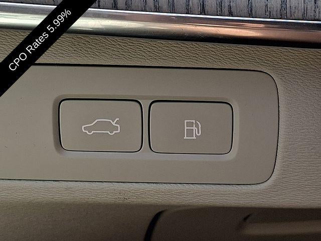 2025 Volvo XC90 Plug-In Hybrid T8 AWD Ultra 7-Seater