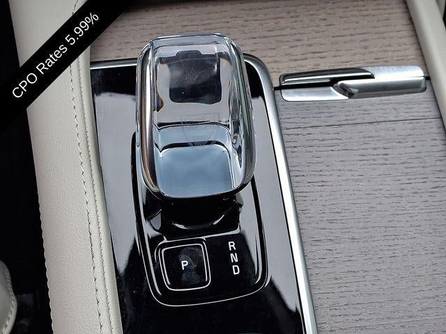 2025 Volvo XC90 Plug-In Hybrid T8 AWD Ultra 7-Seater