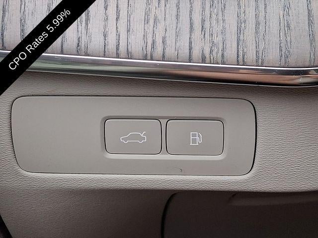 2025 Volvo XC90 Plug-In Hybrid T8 AWD Ultra 7-Seater