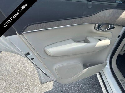 2025 Volvo XC90 Plug-In Hybrid T8 AWD Ultra 7-Seater