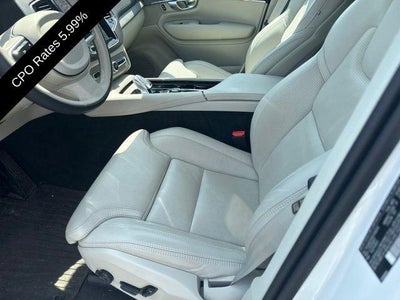 2025 Volvo XC90 Plug-In Hybrid T8 AWD Ultra 7-Seater