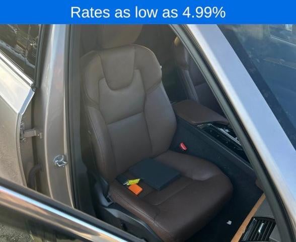 2023 Volvo XC90 B5 AWD Plus 7P