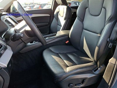 2023 Volvo XC90 B5 AWD Core 7P