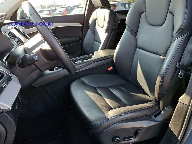 2023 Volvo XC90 B5 AWD Core 7P