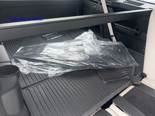 2023 Volvo XC90 B5 AWD Core 7P