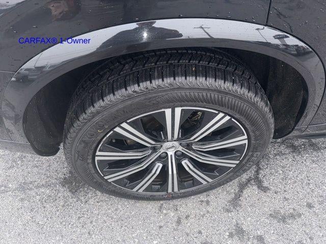 2023 Volvo XC90 B5 AWD Core 7P