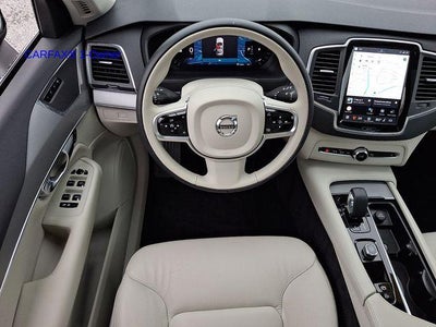 2023 Volvo XC90 B5 AWD Core 7P