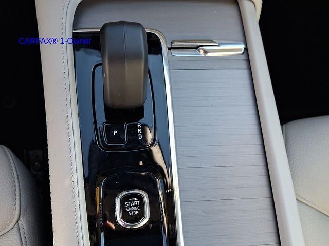 2023 Volvo XC90 B5 AWD Core 7P