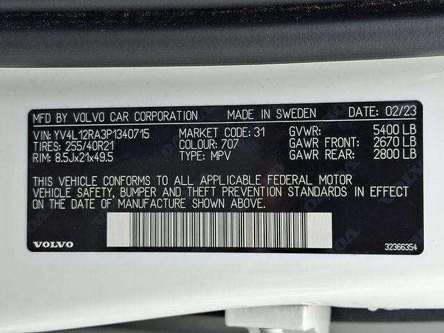 2023 Volvo XC60 B5 AWD Ultimate Bright Theme