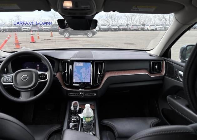 2023 Volvo XC60 B5 AWD Ultimate Bright Theme