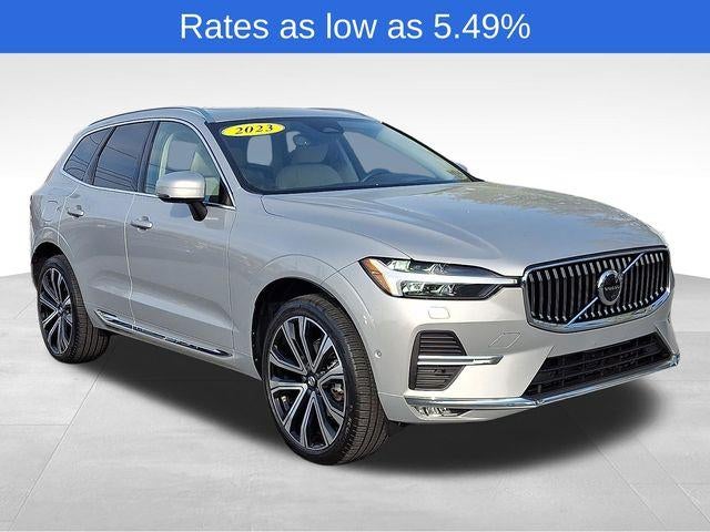 2023 Volvo XC60 B5 AWD Ultimate Bright Theme