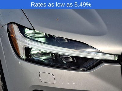 2023 Volvo XC60 B5 AWD Ultimate Bright Theme