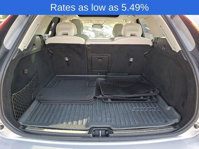 2023 Volvo XC60 B5 AWD Ultimate Bright Theme