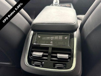 2023 Volvo XC60 B5 AWD Ultimate Bright Theme