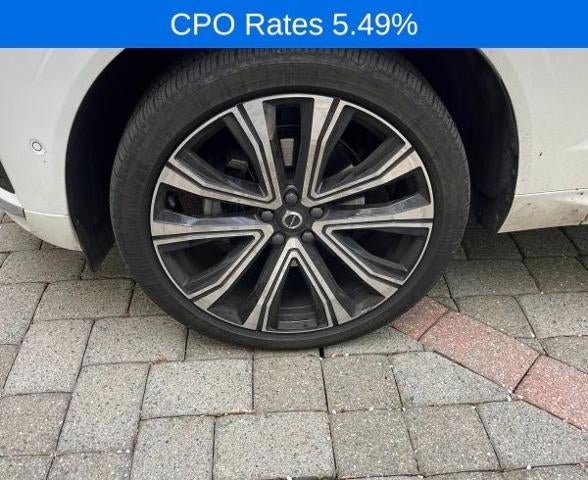 2023 Volvo XC60 B5 AWD Ultimate Bright Theme