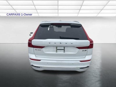 2023 Volvo XC60 B5 AWD Ultimate Bright Theme