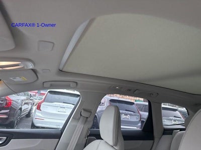 2023 Volvo XC60 B5 AWD Ultimate Bright Theme