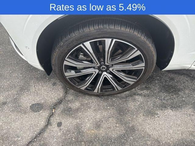 2023 Volvo XC60 B5 AWD Ultimate Bright Theme