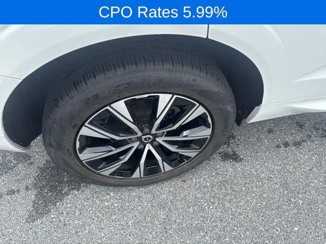 2024 Volvo XC60 B5 AWD Core Dark Theme