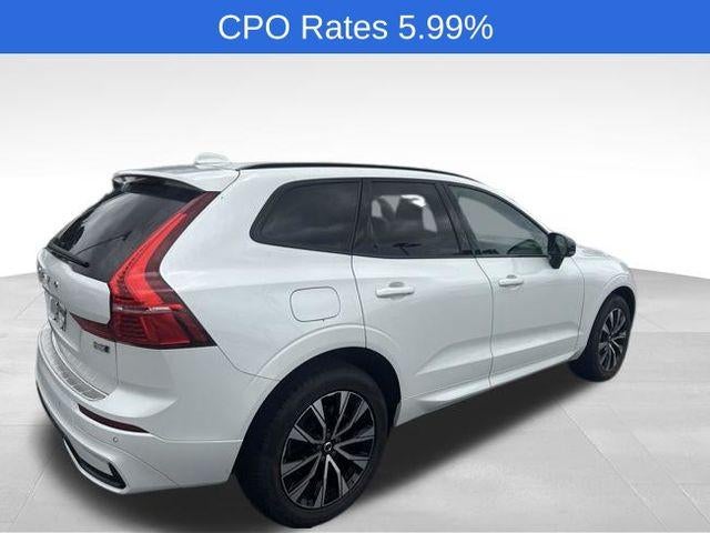 2024 Volvo XC60 B5 AWD Core Dark Theme