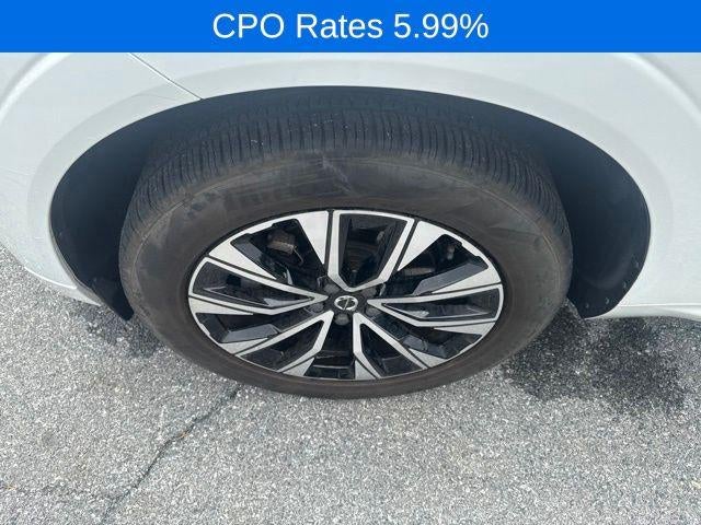 2024 Volvo XC60 B5 AWD Core Dark Theme