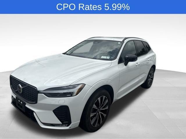 2024 Volvo XC60 B5 AWD Core Dark Theme