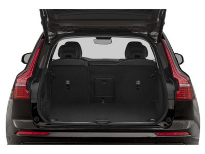 2022 Volvo XC60 B5 AWD Momentum