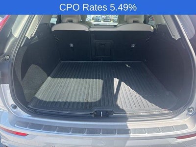 2024 Volvo XC60 B5 AWD Plus Dark Theme