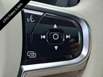 2024 Volvo XC60 B5 AWD Plus Dark Theme