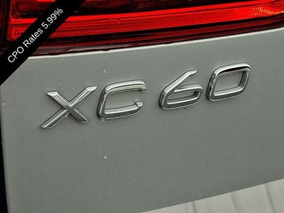 2024 Volvo XC60 B5 AWD Plus Dark Theme