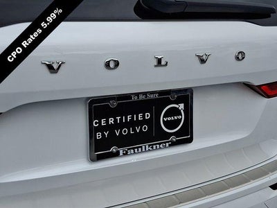 2024 Volvo XC60 B5 AWD Plus Dark Theme